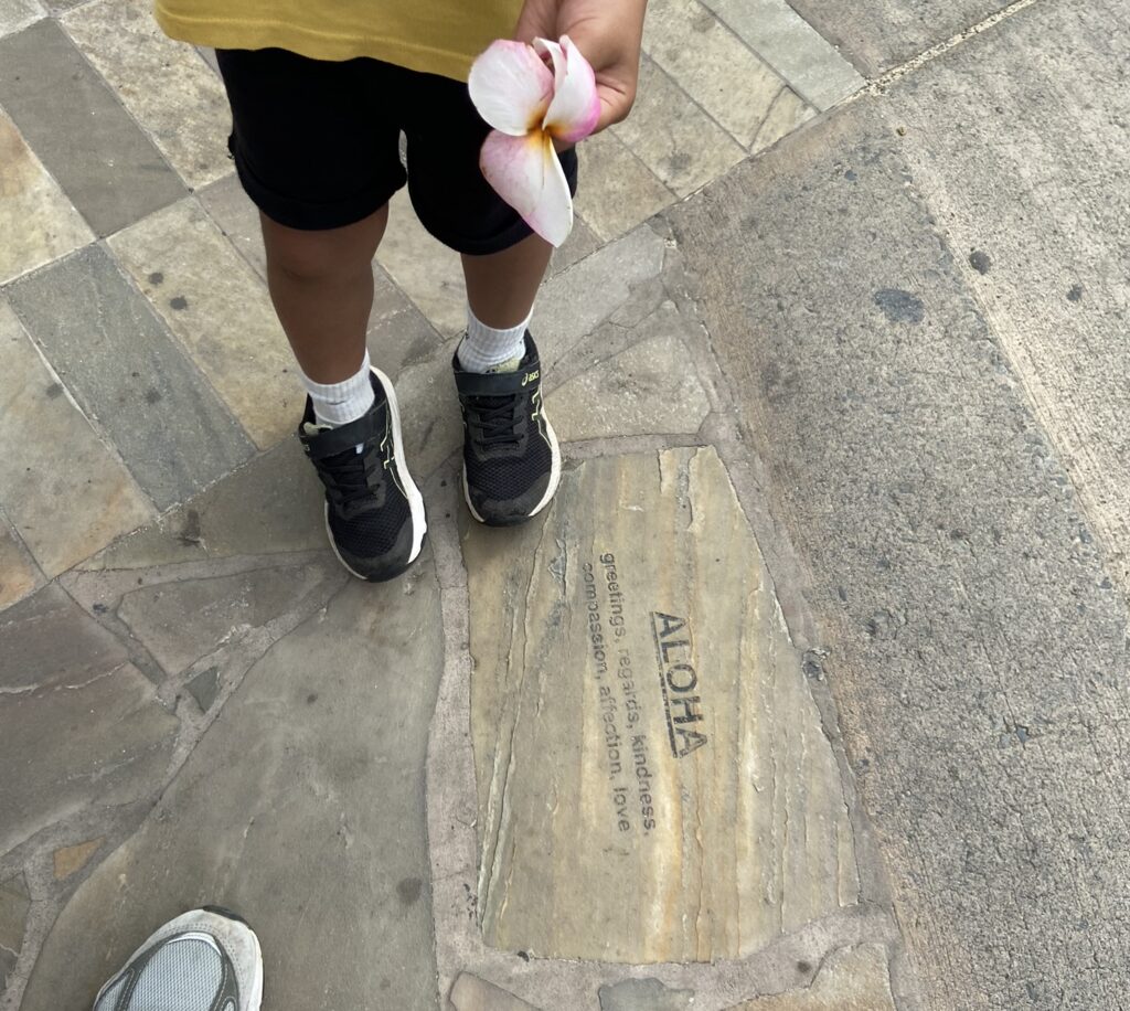 Aloha on the sidewalk in Waikiki